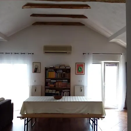 Otok Holiday home Mesihovina